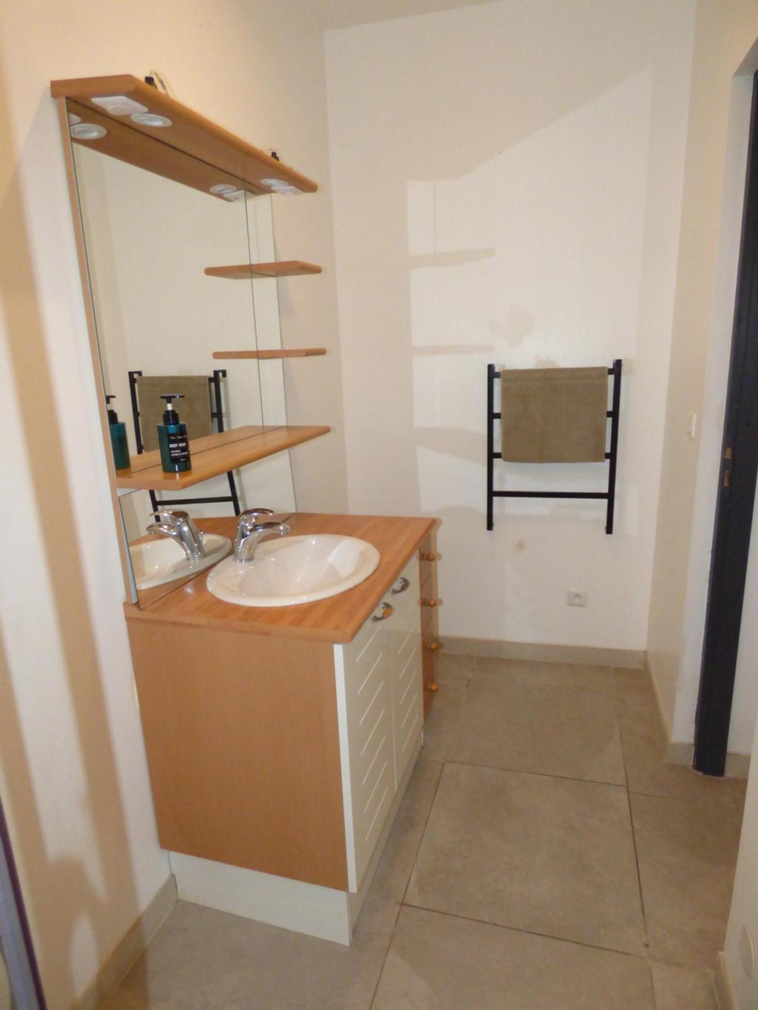 "Le Patio"-Meuble De Tourisme 3 Etoiles -Residence "Les Logis De Beziers"-Garage Optionnel-Coeur De Ville-Plages A 16Km ! Dış mekan fotoğraf